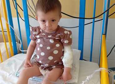 Jázmin daganattal küzd!