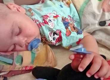 Ádám 2 évesen daganattal küzd!