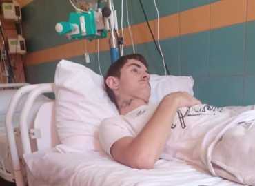 Dominik daganattal küzd, édesapja egyedül neveli