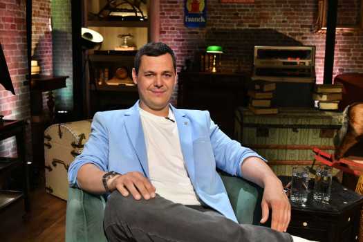 Jótékonysági aukciót szervezett a Nagyházi Galéria